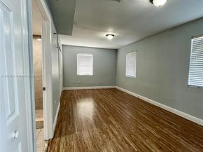 4010 SW 112th Ave, Miami FL 33165