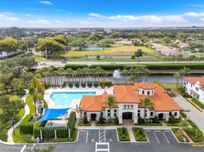 11534 SW 15th St 11534, Pembroke Pines FL 33025