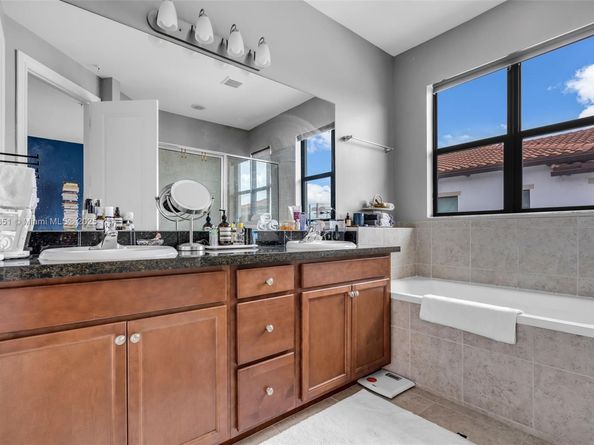 11534 SW 15th St 11534, Pembroke Pines FL 33025