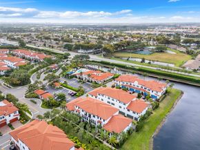 11534 SW 15th St 11534, Pembroke Pines FL 33025