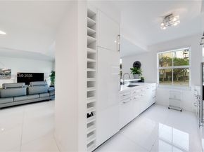 90 Alton Rd TH1, Miami Beach FL 33139