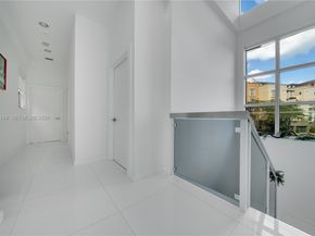 90 Alton Rd TH1, Miami Beach FL 33139