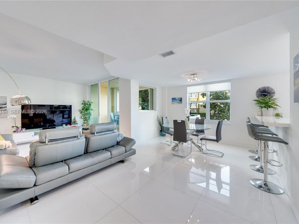 90 Alton Rd TH1, Miami Beach FL 33139