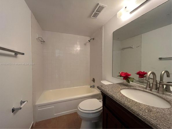 Undisclosed Address #A11636721, Deerfield Beach FL 33064