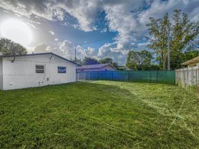 5037-5035 NW 5th AVE, Miami FL 33127