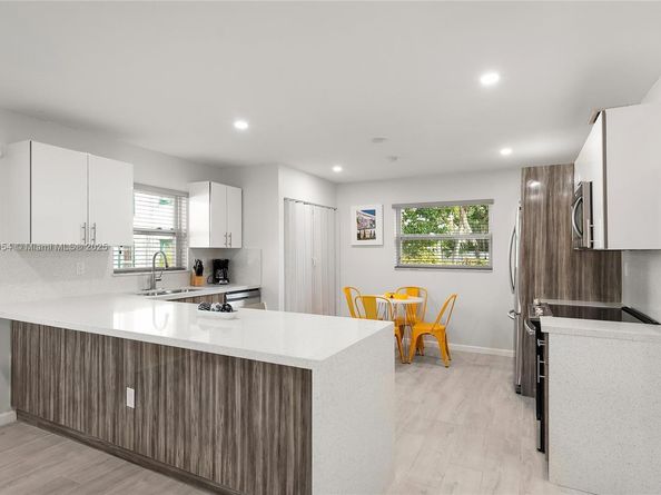5037-5035 NW 5th AVE, Miami FL 33127