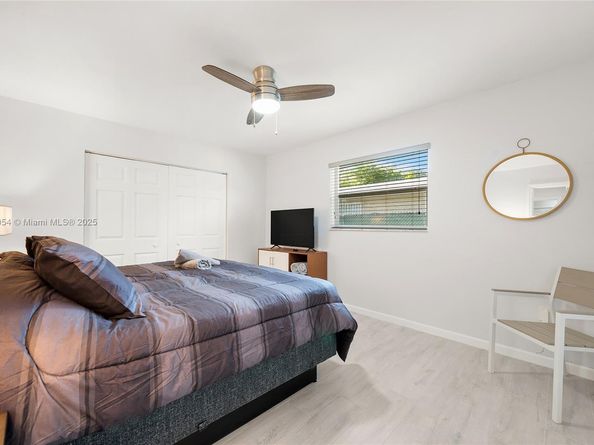 5037-5035 NW 5th AVE, Miami FL 33127