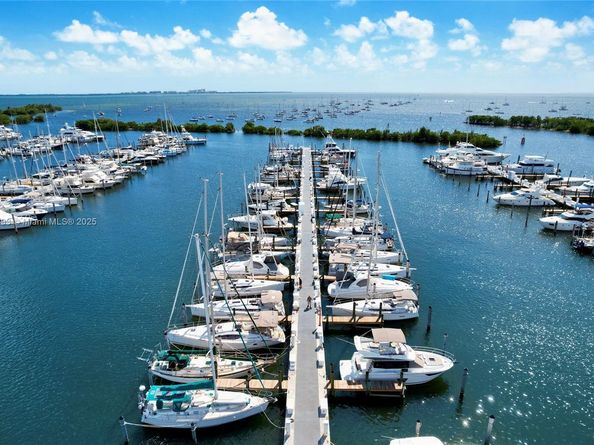 2678 Tigertail Ave 1501, Miami FL 33133