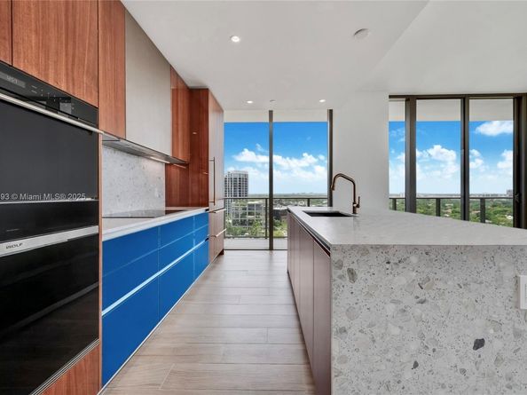 2678 Tigertail Ave 1501, Miami FL 33133