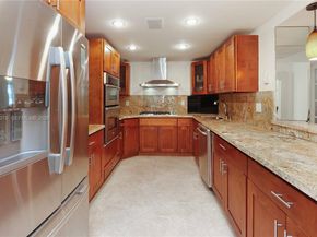 2030 S Ocean Dr 727, Hallandale Beach FL 33009