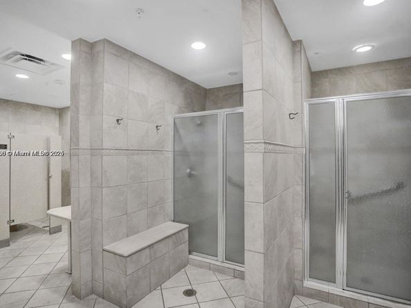 2030 S Ocean Dr 516, Hallandale Beach FL 33009