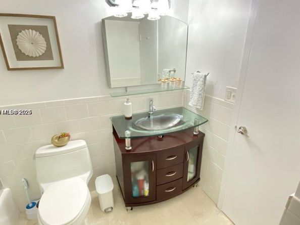 2030 S Ocean Dr 516, Hallandale Beach FL 33009