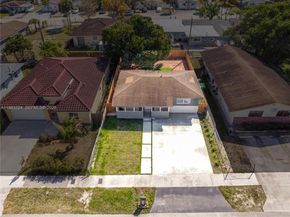 2760 NW 13th Ct, Fort Lauderdale FL 33311