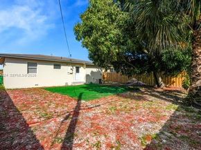 2760 NW 13th Ct, Fort Lauderdale FL 33311