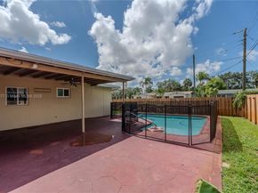 120 NW 77th Way, Pembroke Pines FL 33024
