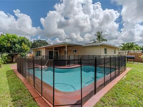 120 NW 77th Way, Pembroke Pines FL 33024