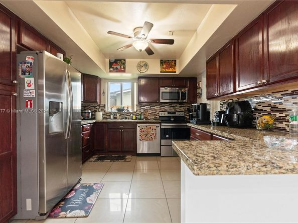 120 NW 77th Way, Pembroke Pines FL 33024