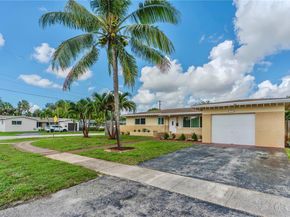 120 NW 77th Way, Pembroke Pines FL 33024