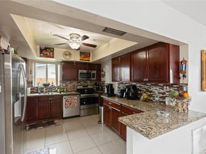 120 NW 77th Way, Pembroke Pines FL 33024