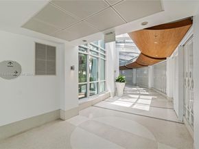 4401 Collins Ave 1015/1017, Miami Beach FL 33140