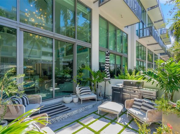 6000 Collins Ave 134, Miami Beach FL 33140