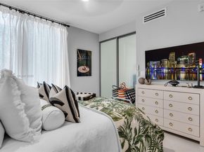 6000 Collins Ave 134, Miami Beach FL 33140