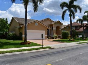 1231 SW 102nd Ave, Pembroke Pines FL 33025