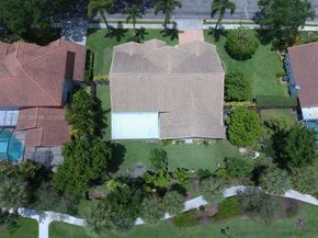 1231 SW 102nd Ave, Pembroke Pines FL 33025