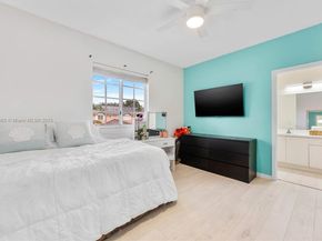 1114 NW 100th Ave, Pembroke Pines FL 33024