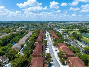 1114 NW 100th Ave, Pembroke Pines FL 33024