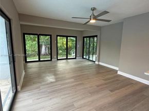 410 SW 56th Ave, Plantation FL 33317
