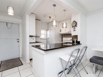 4341 NW 16th St