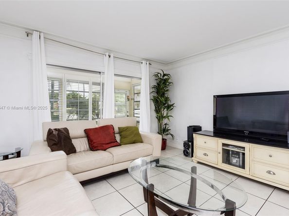 4341 NW 16th St 101, Lauderhill FL 33313