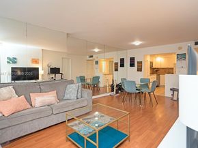 1901 Brickell Ave B905, Miami FL 33129