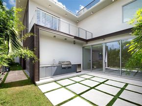 2100 S Miami Ave, Miami FL 33129