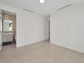 2100 S Miami Ave, Miami FL 33129