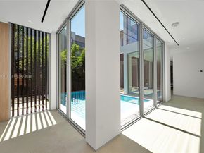 2100 S Miami Ave, Miami FL 33129