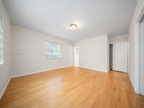 670 NE 56th St, Miami FL 33137