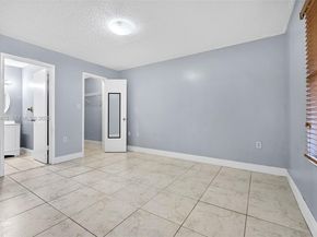 15560 SW 104th TER 611, Miami FL 33196