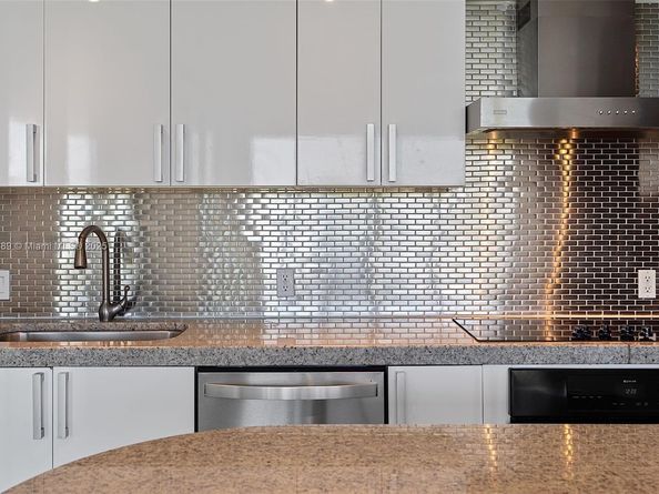720 NE 62nd St 306, Miami FL 33138