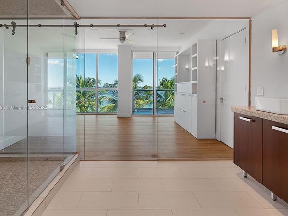 720 NE 62nd St 306, Miami FL 33138
