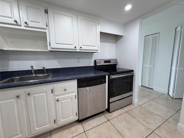 1805 Sans Souci Blvd 526, North Miami FL 33181