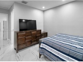 1158 W 41st St 87, Hialeah FL 33012