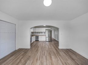 6044 Funston St, Hollywood FL 33023