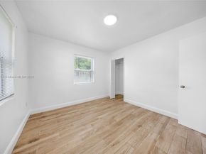 6044 Funston St, Hollywood FL 33023