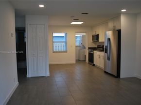 3621 NE 1st Ter, Oakland Park FL 33334