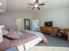 2668 Country Golf Dr, Wellington FL 33414