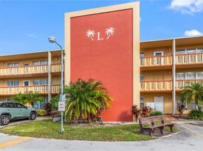 105 Wellington L 0, West Palm Beach FL 33417