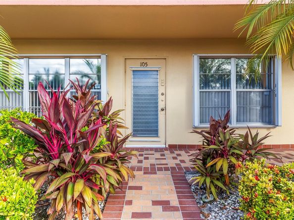 105 Wellington L 0, West Palm Beach FL 33417