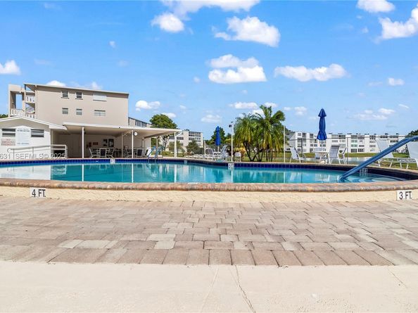 105 Wellington L 0, West Palm Beach FL 33417